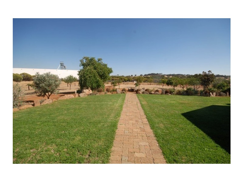 42 Lavender Street, Williams WA 6391