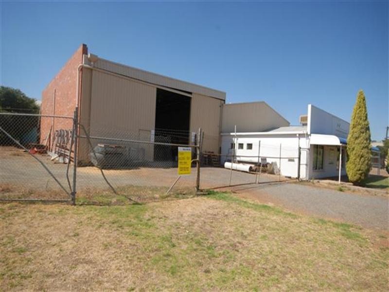 1 Grant Street, Narrogin WA 6312