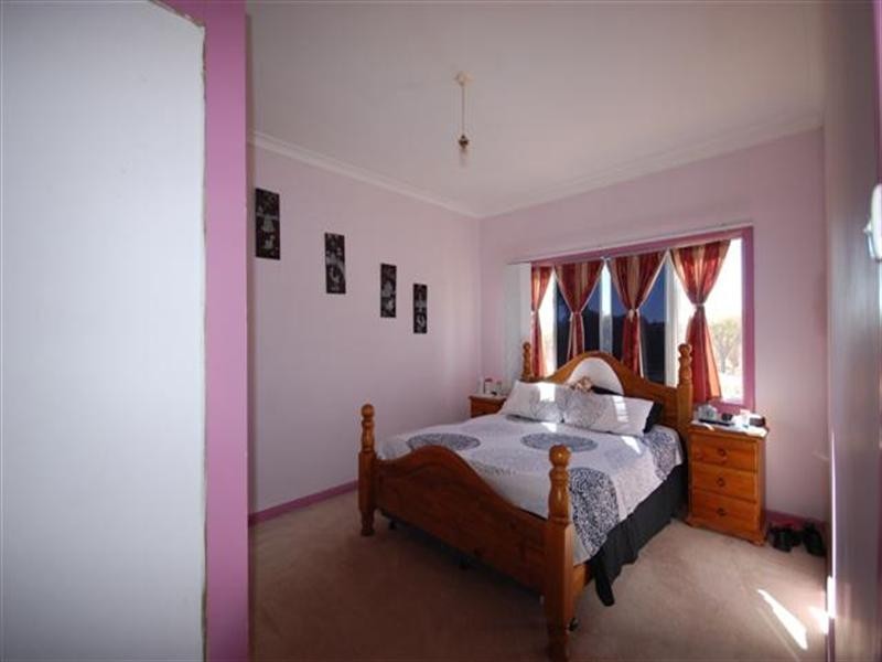 82 Bannister Street, Narrogin WA 6312