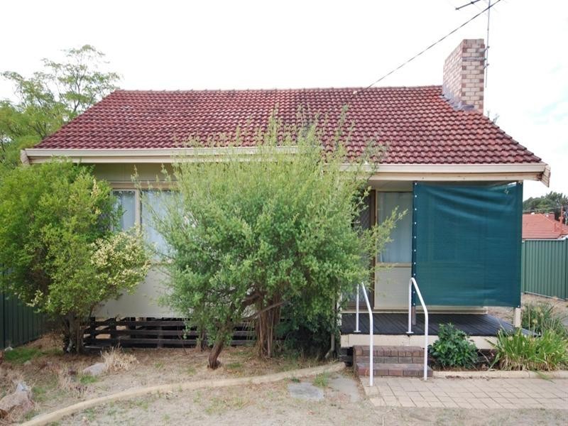 5 Clough Place, Narrogin WA 6312