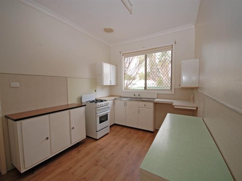 5 Clough Place, Narrogin WA 6312