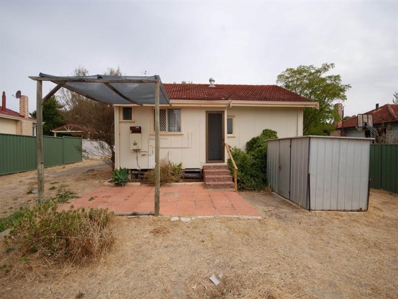 5 Clough Place, Narrogin WA 6312