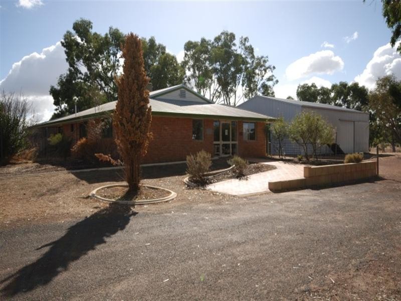 200 Earl Street, Hillside WA 6312