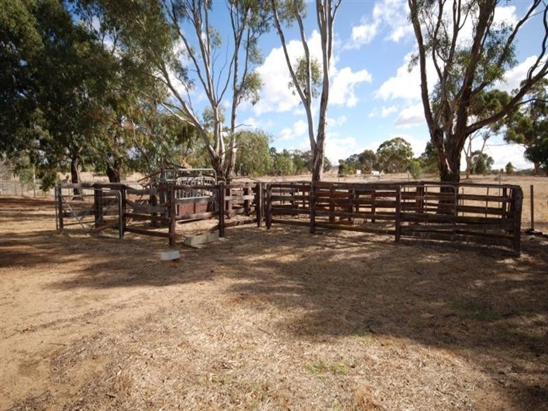 200 Earl Street, Hillside WA 6312