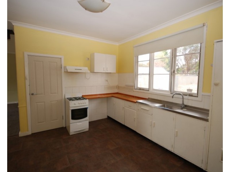 68 Fox Street, Narrogin WA 6312