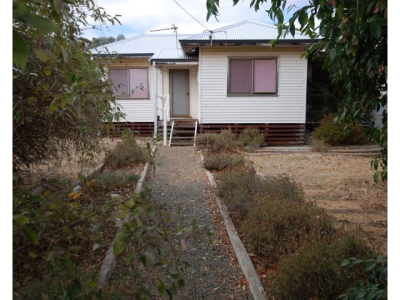 68 Fox Street, Narrogin WA 6312