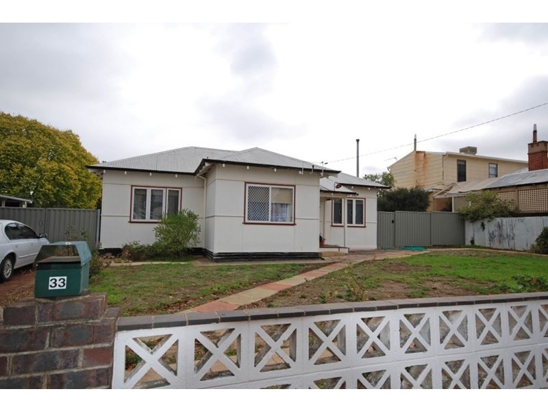 33 Grant Street, Narrogin WA 6312
