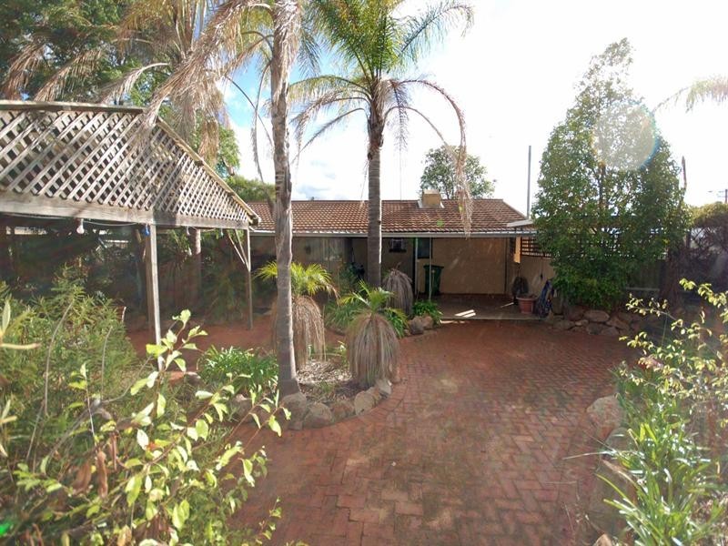 21 Gray Street, Narrogin WA 6312