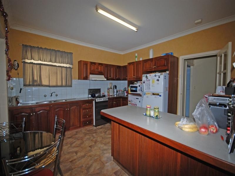 21 Gray Street, Narrogin WA 6312