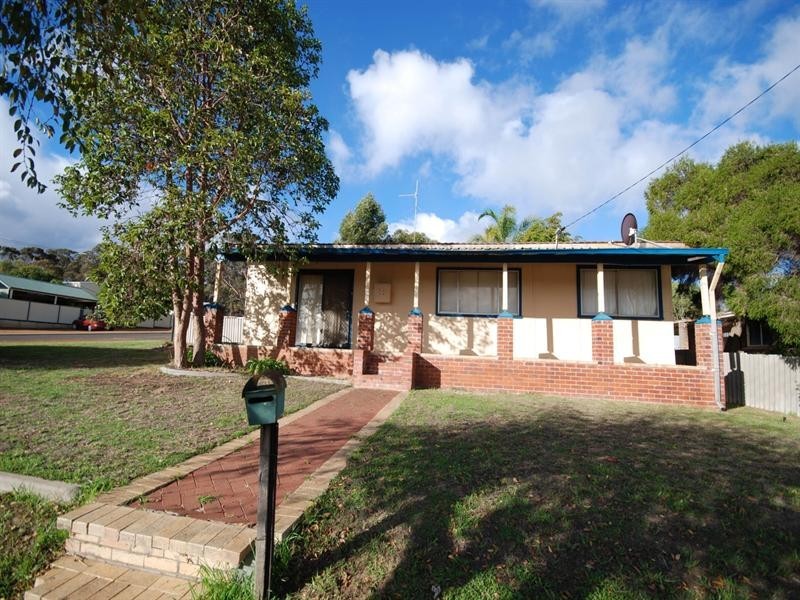 21 Gray Street, Narrogin WA 6312