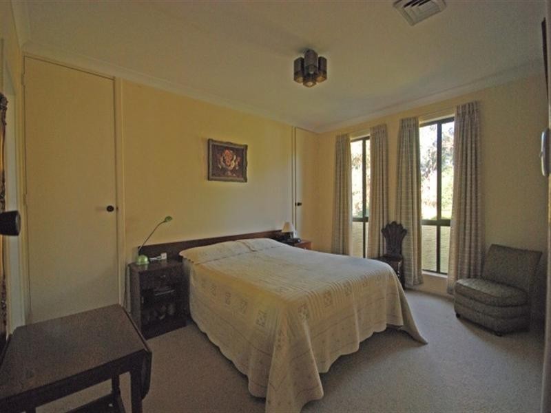 18 and 20 Lewis Street, Narrogin WA 6312