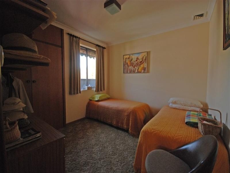 18 and 20 Lewis Street, Narrogin WA 6312