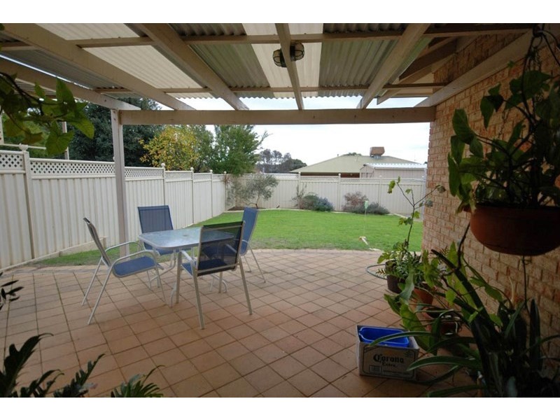 14 Hough Street, Narrogin WA 6312