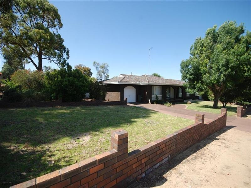 74 Doney Street, Narrogin WA 6312