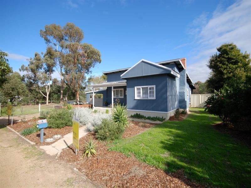 20 Unicorn Street, Wagin WA 6315