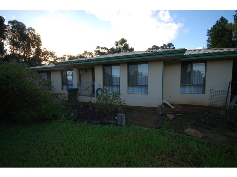 75 Herald Street, Narrogin WA 6312