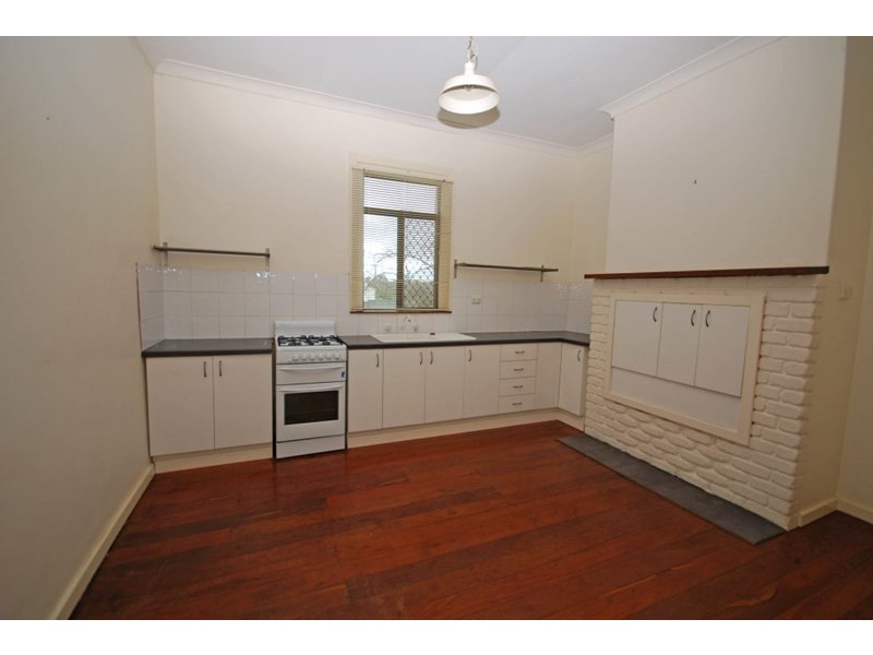 38 Grant Street, Narrogin WA 6312