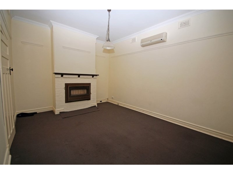 38 Grant Street, Narrogin WA 6312