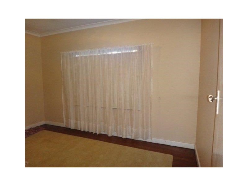 27 Lock Street, Narrogin WA 6312