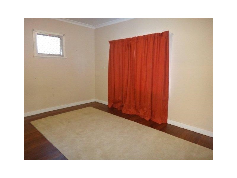 27 Lock Street, Narrogin WA 6312