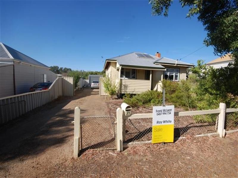 37 Forrest, Narrogin WA 6312