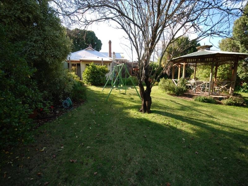 21 Furnival Street, Narrogin WA 6312