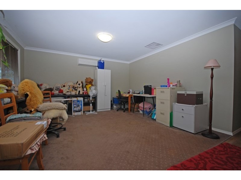 69 Fox Street, Narrogin WA 6312