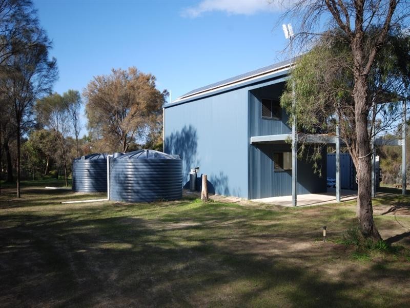 19 Lloyd Street, Wagin WA 6315