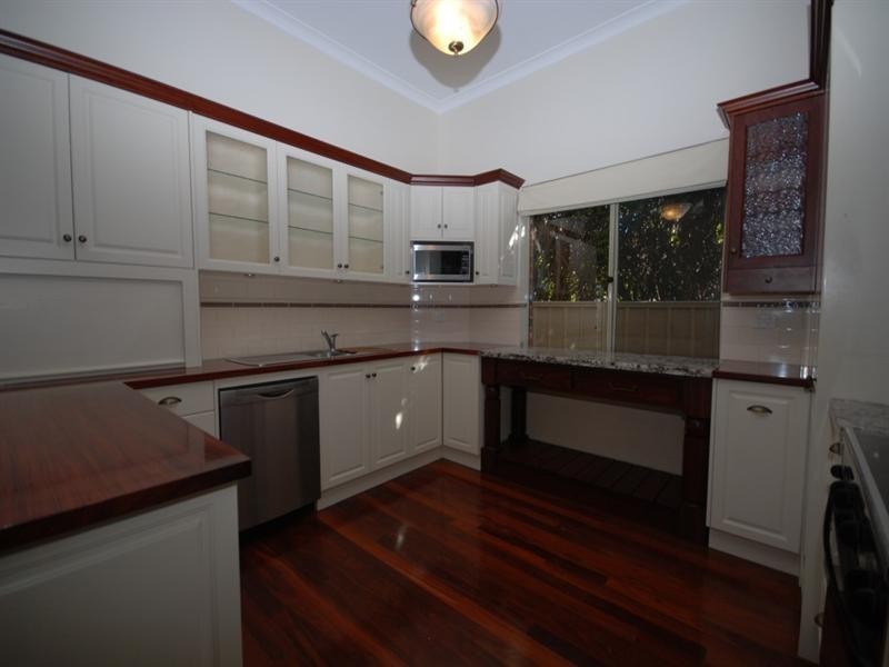 21 Williams Road, Narrogin WA 6312