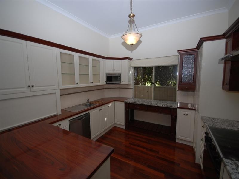 21 Williams Road, Narrogin WA 6312