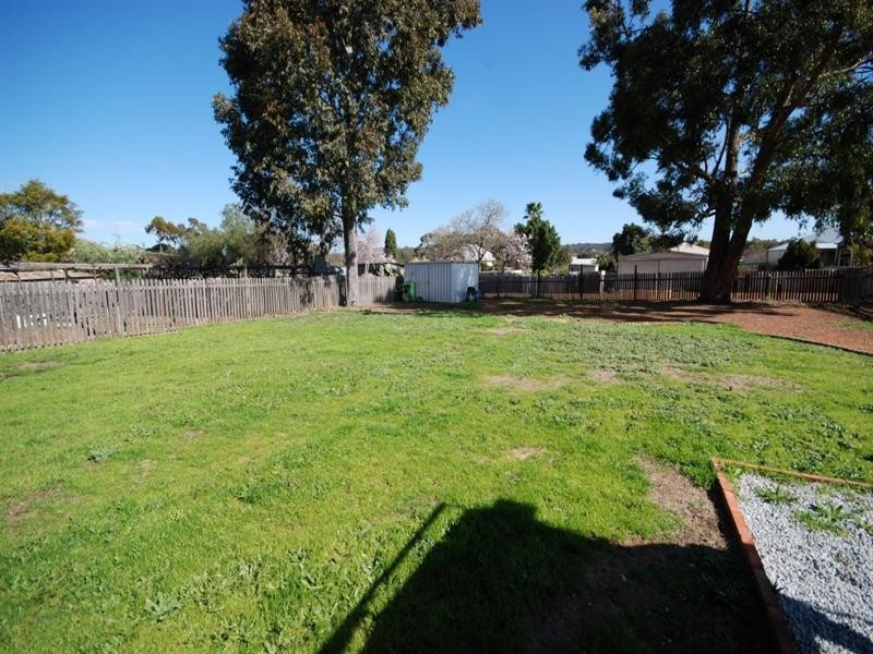 14 Harper Street, Narrogin WA 6312