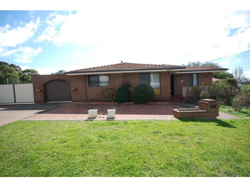 42 floreat Street, Narrogin WA 6312