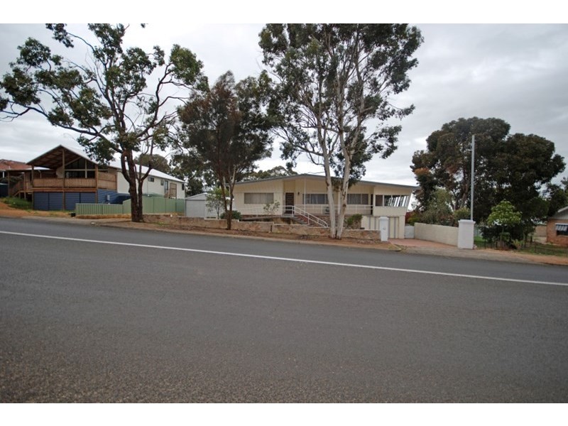 173 Narrakine Road, Narrogin WA 6312