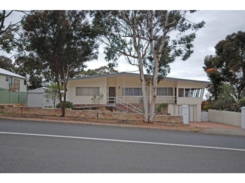 173 Narrakine Road, Narrogin WA 6312