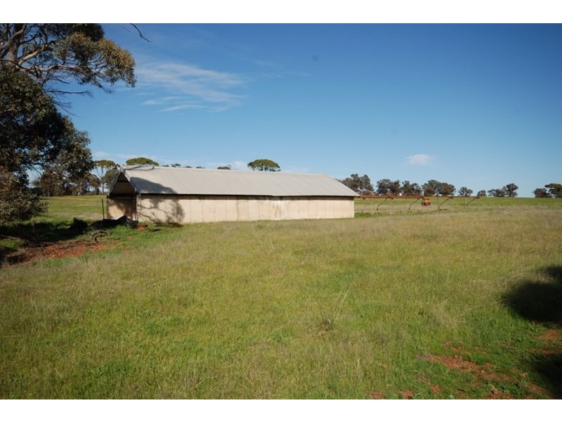 880 Popanyinning East Road, Popanyinning WA 6309