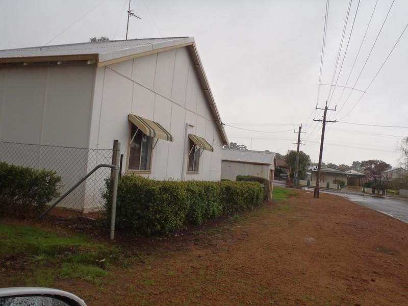 2 PITT, Narrogin WA 6312