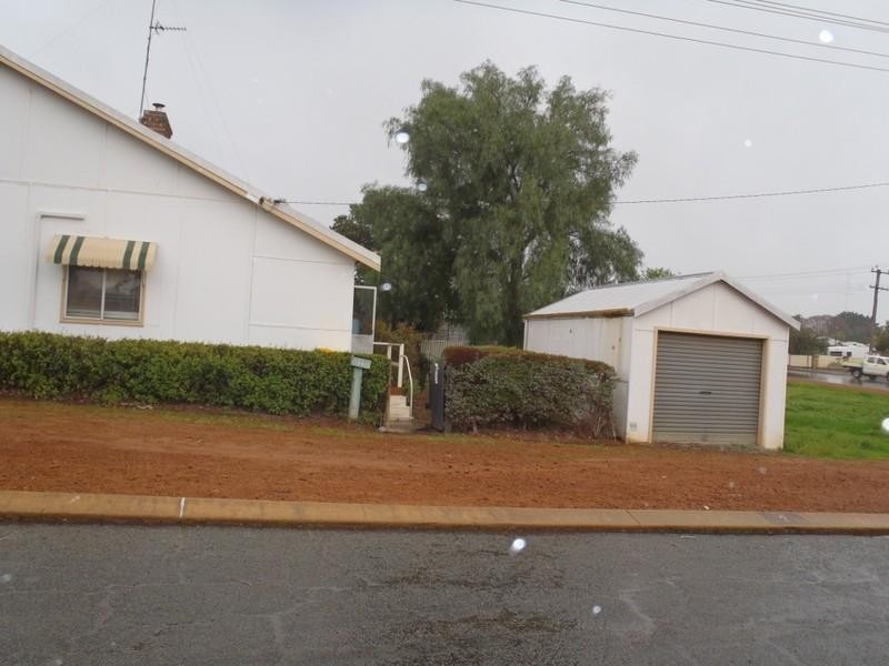 2 PITT, Narrogin WA 6312