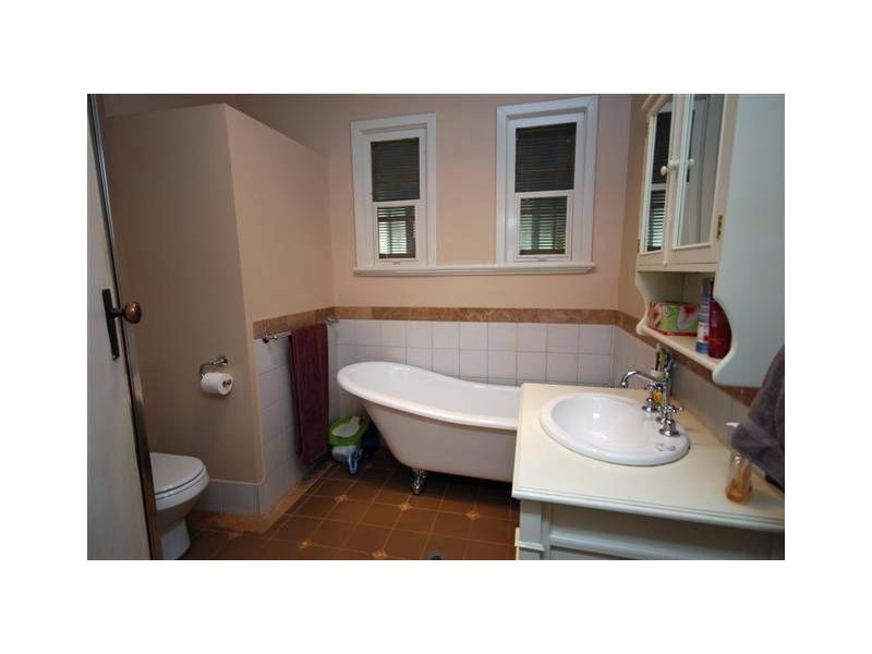 45 Falcon Street, Narrogin WA 6312