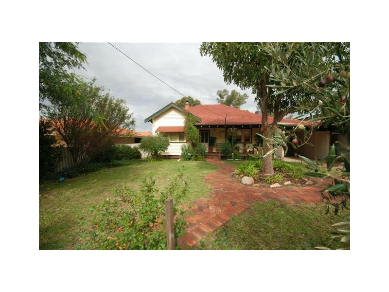 45 Falcon Street, Narrogin WA 6312