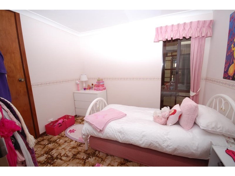 15 Narrakine Road, Narrogin WA 6312