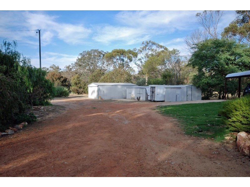2 Cuballing Street, Cuballing WA 6311