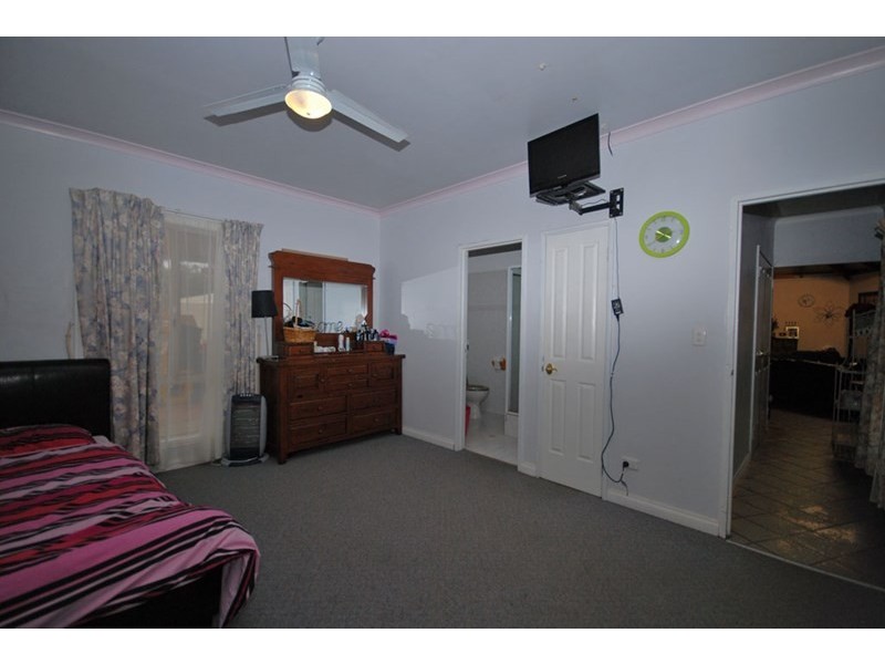 2 Cuballing Street, Cuballing WA 6311
