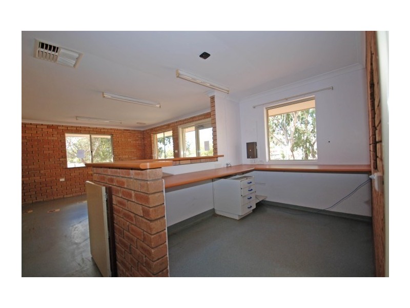 200 Earl Street, Narrogin WA 6312