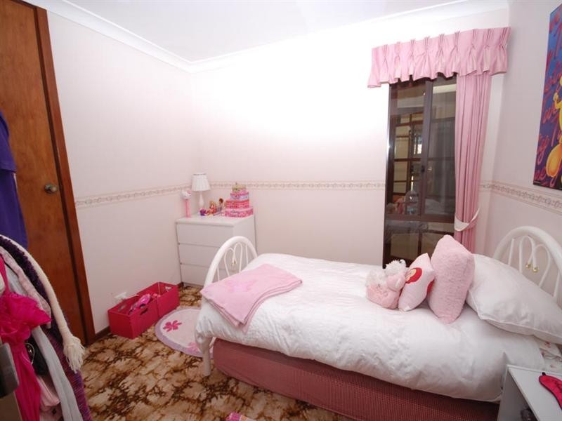 15 Narrakine Road, Narrogin WA 6312