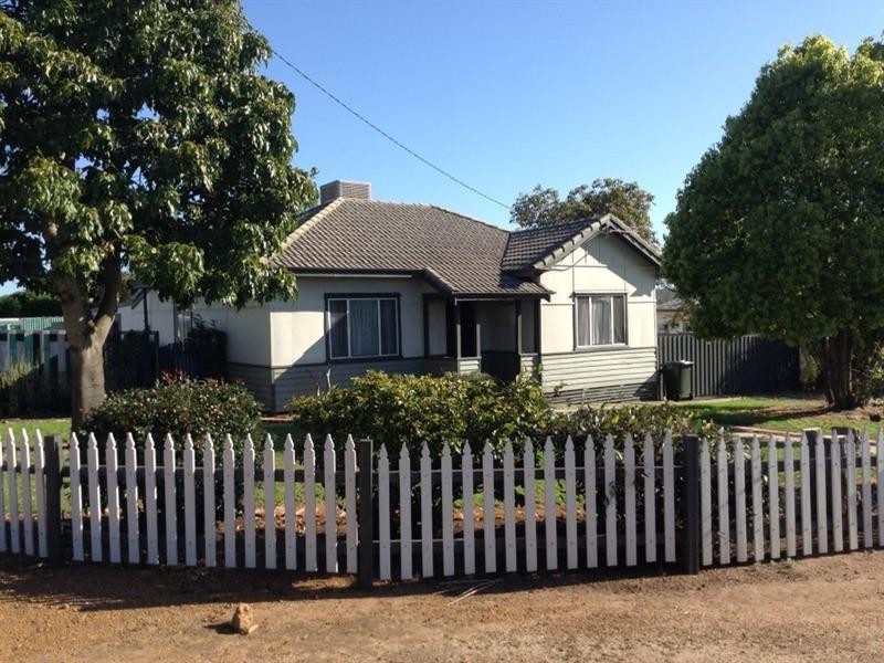 56 Grant Street, Narrogin WA 6312