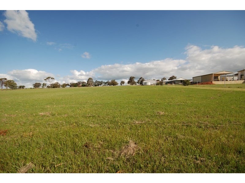 22 Curlew Way, Wickepin WA 6370