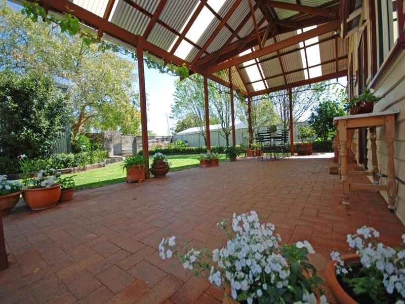 28 Daglish Street, Narrogin WA 6312