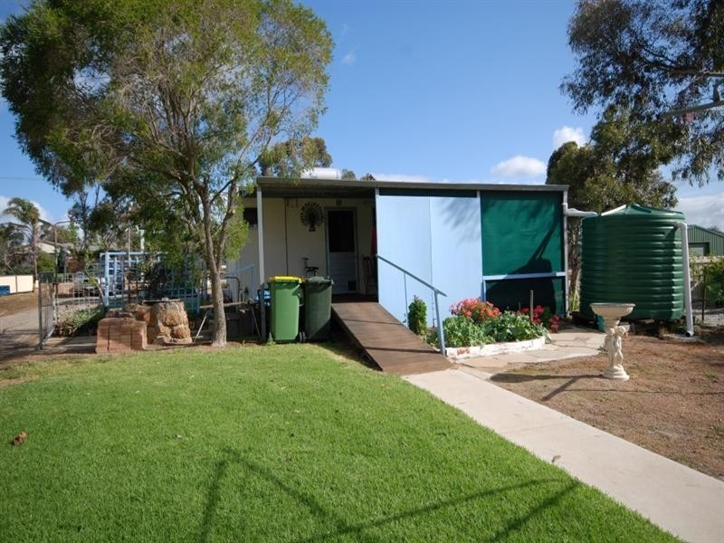 4 Smith Street, Wickepin WA 6370