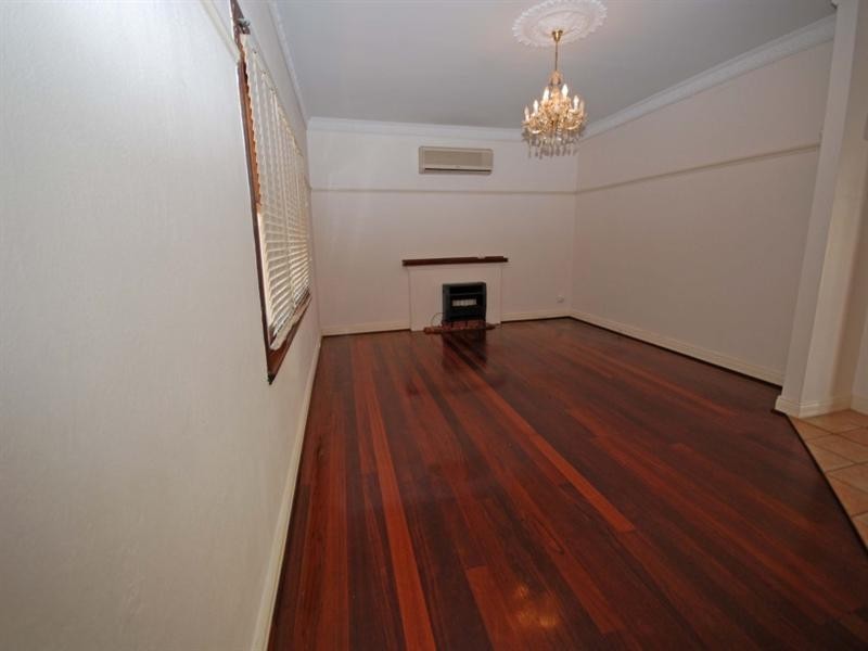 5 Burns Street, Narrogin WA 6312