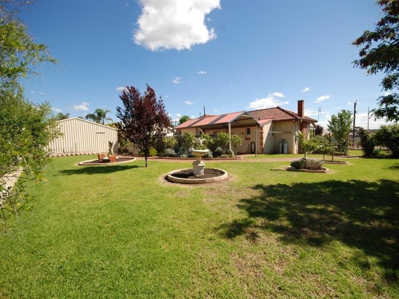 5 Burns Street, Narrogin WA 6312